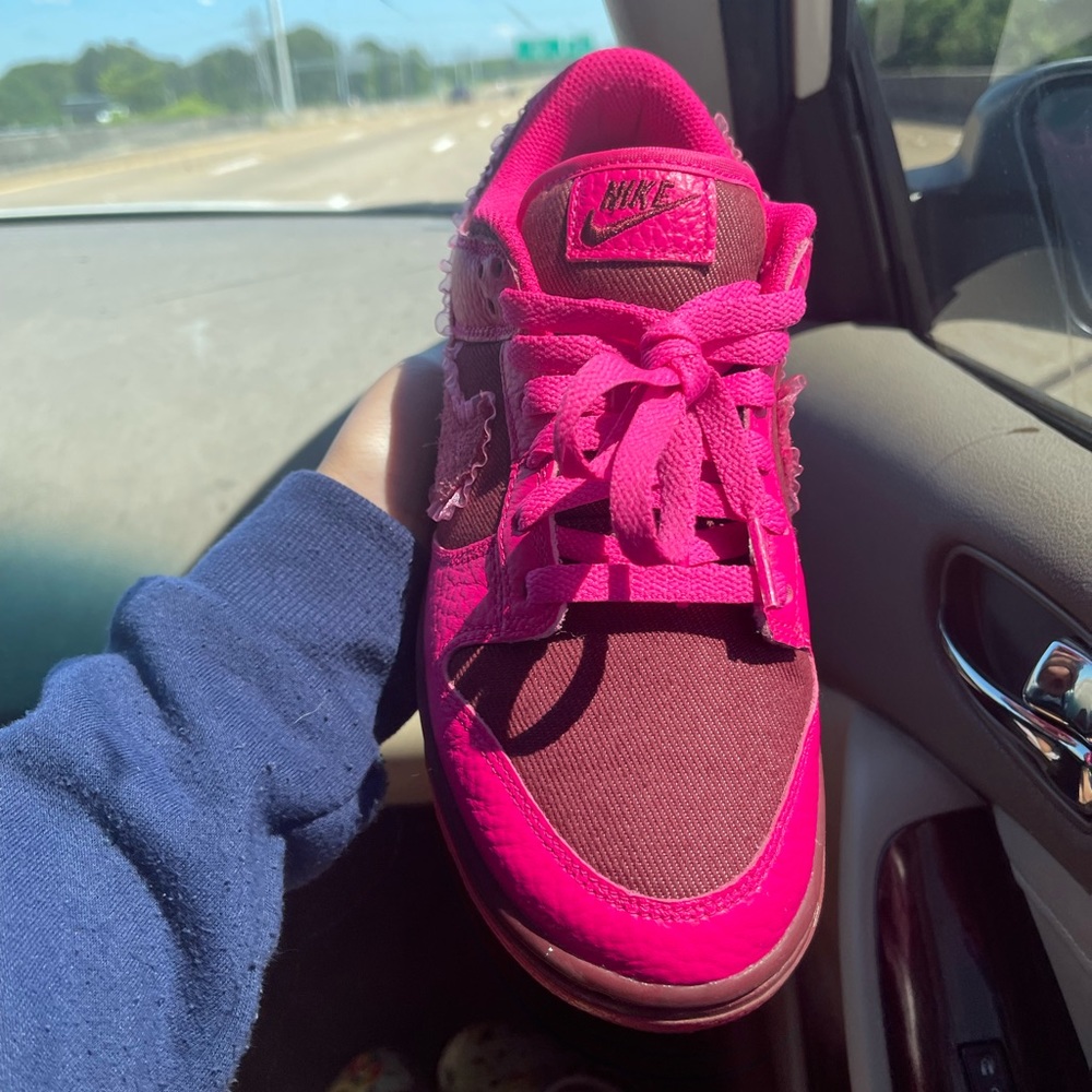 Nike Valentines day dunk lows pink and frills lace - Picture 3 of 8